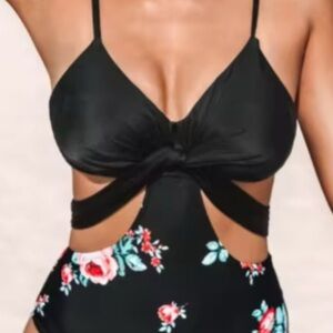 Cupshe Black Floral One Piece Swimsuit
